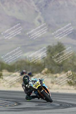 media/Jan-09-2026-Support Moto Racing (Fri) [[386df380ef]]/1-Racer Group/Practice 1 (Turn 5)/